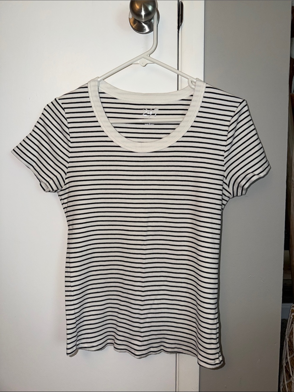 Maurices Black & White Striped Short Sleeve Tee